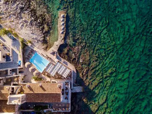 Kyrimai Hotel