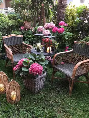 Maisonette on the beach with small garden