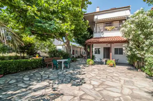 Xara Apartments