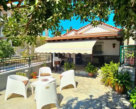Polianthi Seaside House