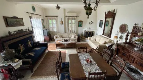 Iris Sea View Villa