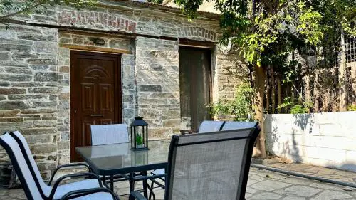 Stone house in Afissos