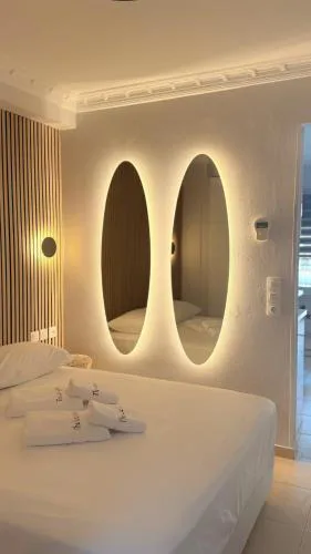 The Luxe Spot