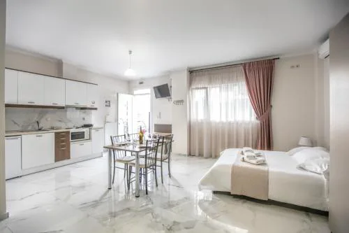 Del Sol #1 Meteora Luxurious Family Suites