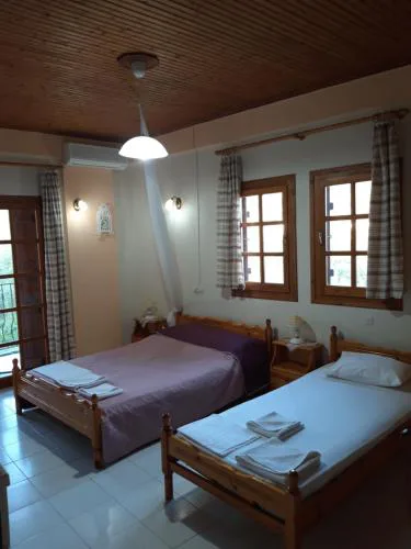 Koutadelias rooms