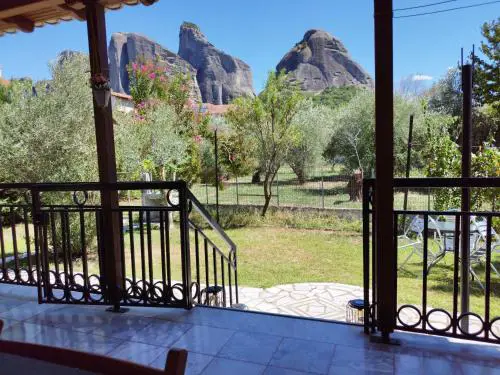 Kastraki House with a view