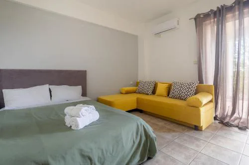 Elia mini suites 5