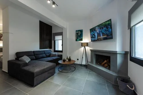 Frourio Lodge Α2