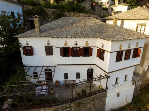 Traditional Mansion Calliopec-UVC sterilized