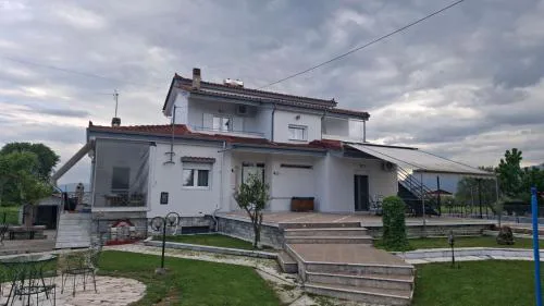 Alesta Apartment