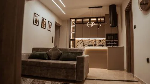 Executive House est November 2024