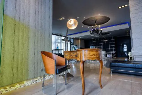 Gallery Art Hotel