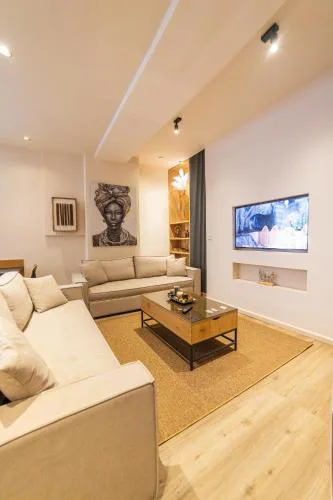 Omega Suites 31