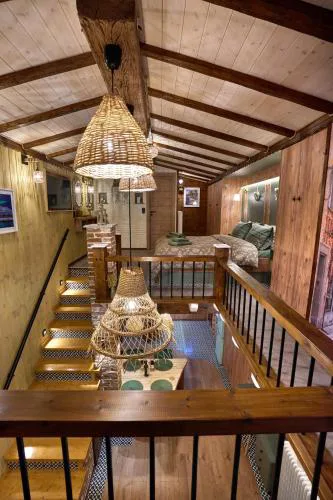 Scandinavian Rustic