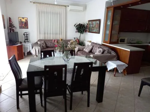 Trikki House