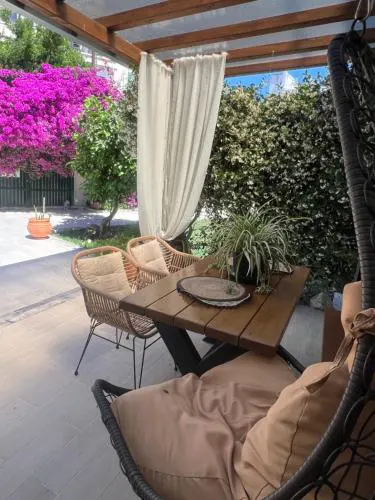 Alkistis House