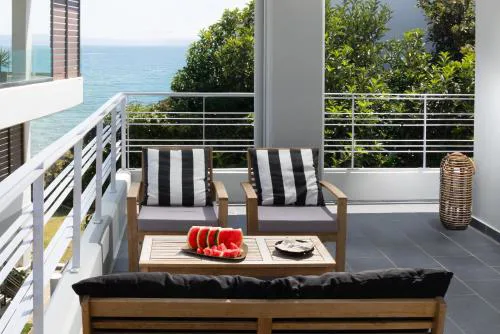 Amare Luxury Living