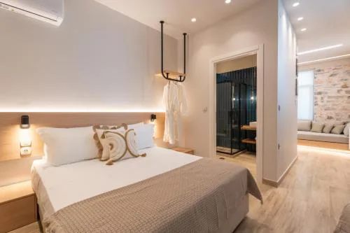 Nest in the City Studio Home to Home MGMT