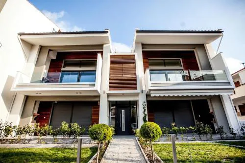 Aleksia seaside deluxe apartment