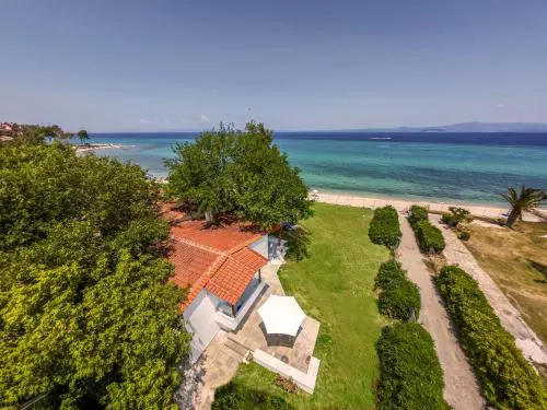 Andromeda BeachFront Experience Pefkochori