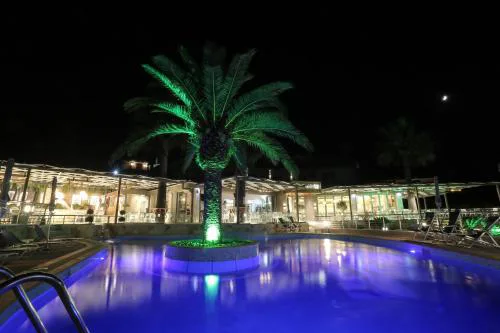 Anna Maria Paradise