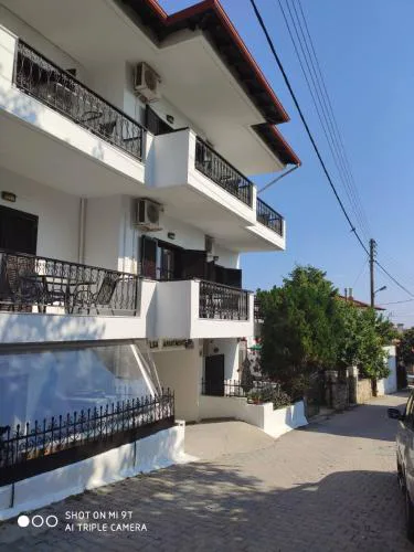Elsa Apartments