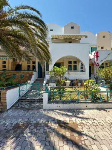 Emerald Seaside Apartment In Pefkohori