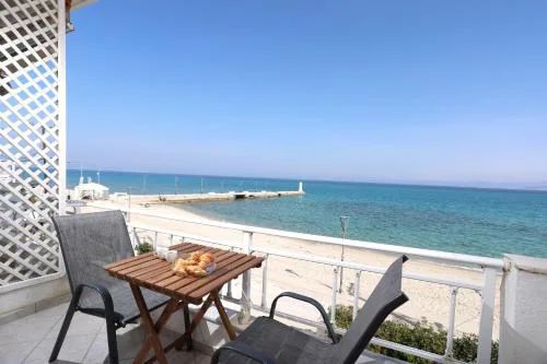 Take me to the Sea 3 - Beachfront, Starlink, Best Location