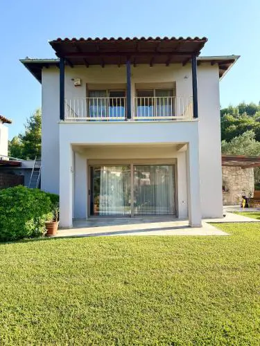 Velora Vista by Granari Rentals