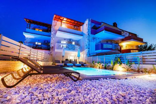 Villa Olia with private pool