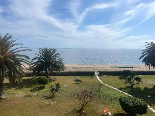 Sea front Halkidiki apartment -ideal for family