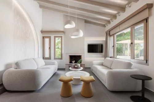 Blue Pine Sani House