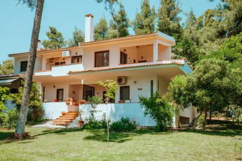 Forest house Near the sea