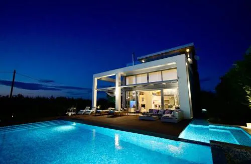 Island Villa Sani Sea View