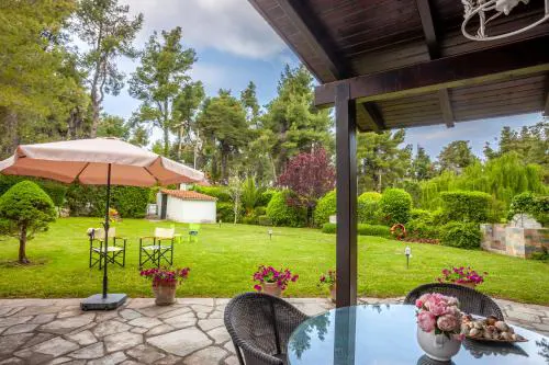 Luxurious Sani Villa Luna with shared pool