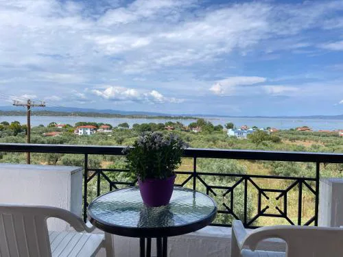 BALCONAKI APARTMENTS IN VOURVOUROU