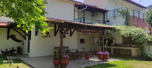 Diogenis villa