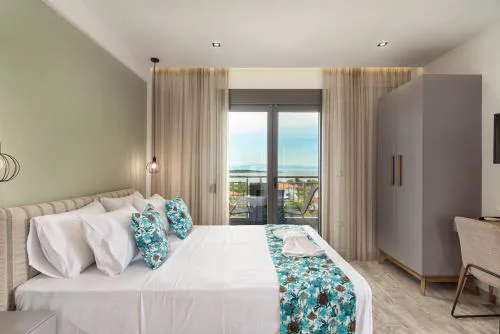 THEA Luxury Apartments