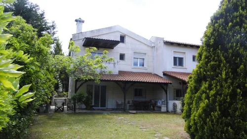 Εva's House