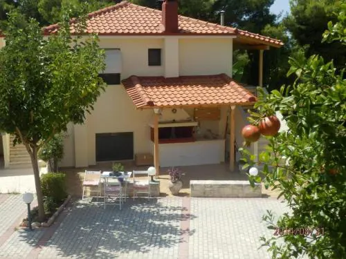 Holiday Home Villa Chris by Interhome
