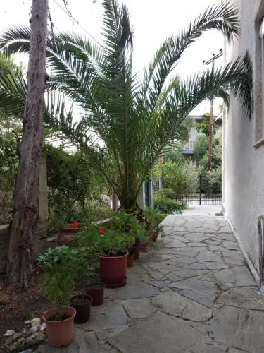 Velikis Apartments