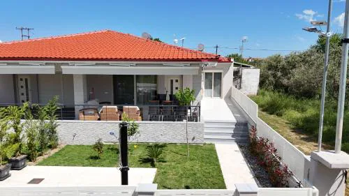Luxurious 3 Bedroom House Close To The Beach