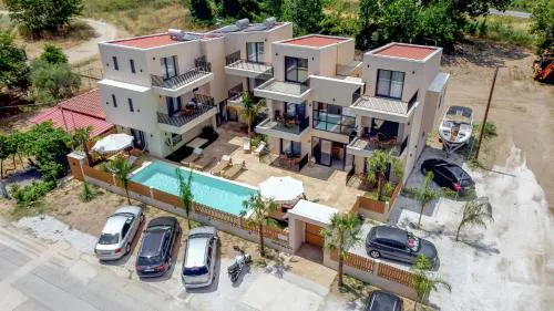 Palm Suites