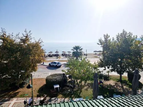 Sophia seaview suites & restaurant