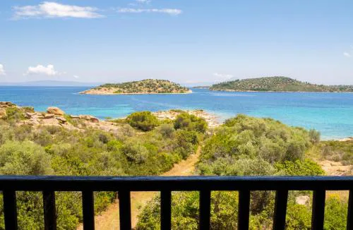 Holiday Apartment steps from the Beach