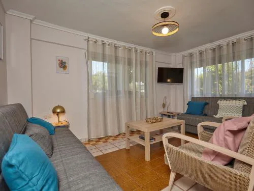 Solis House