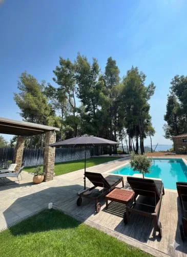 Beyond the Pines Elani Villa by Halkidiki Villas