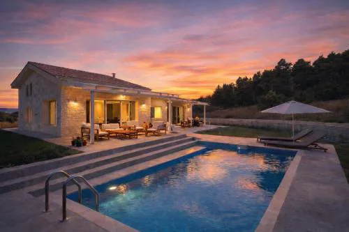 Villa Maria