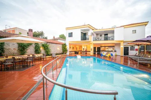 Elia Apartments