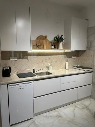 I&L Apartments